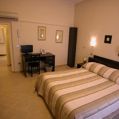 Guest House Roma Prato (Prato) Room photo